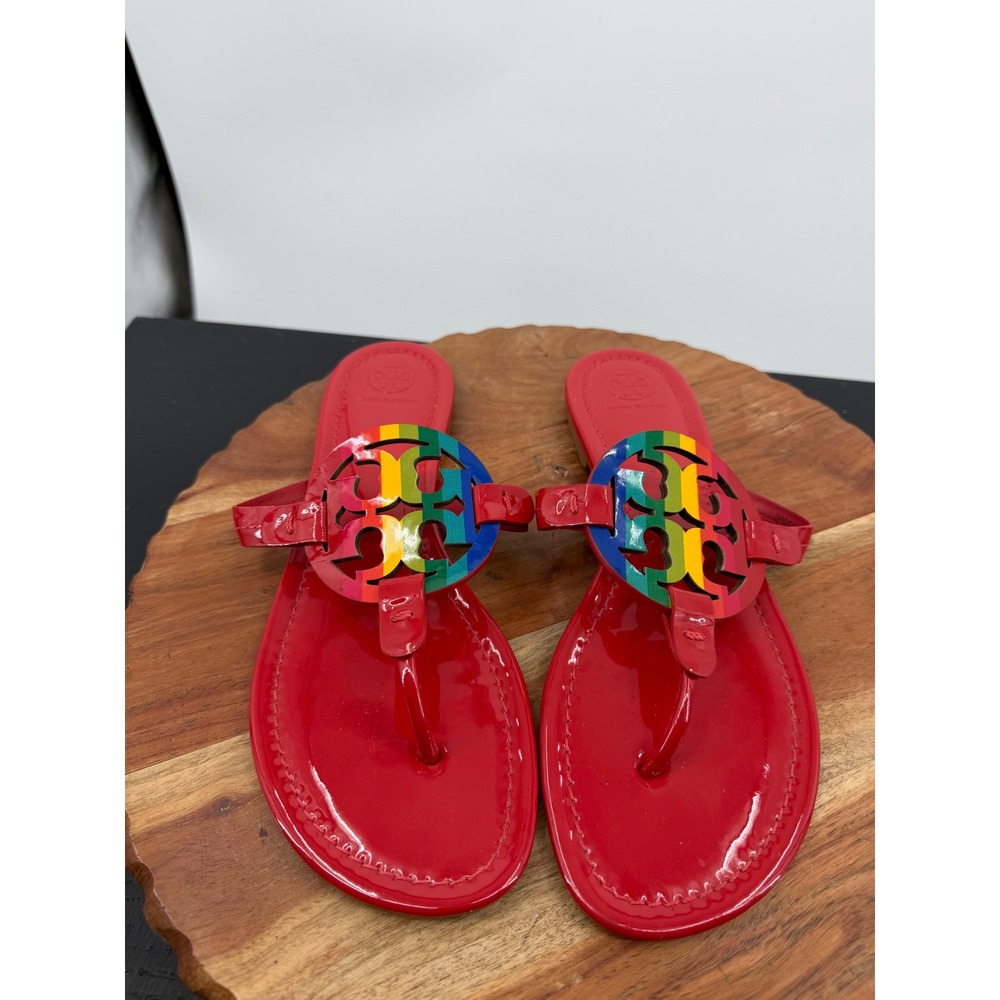 Tory Burch Miller Sandals sz 9M Red Patent Rainbow Logo Thong Flats 58306 pride